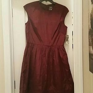 NWT - Cap sleeve wine party dress